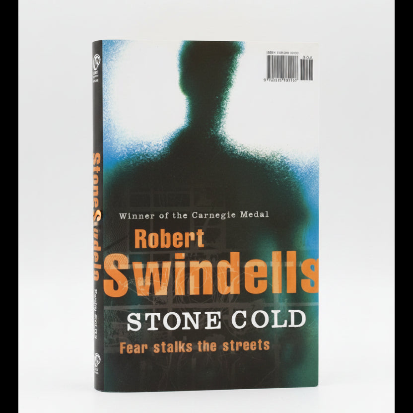 Stone Cold by Robert Swindells – Book Cover | Kitab Markaz