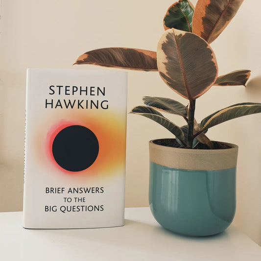 Brief Answers to the Big Questions by Stephen Hawking – Book Cover | Kitab Markaz