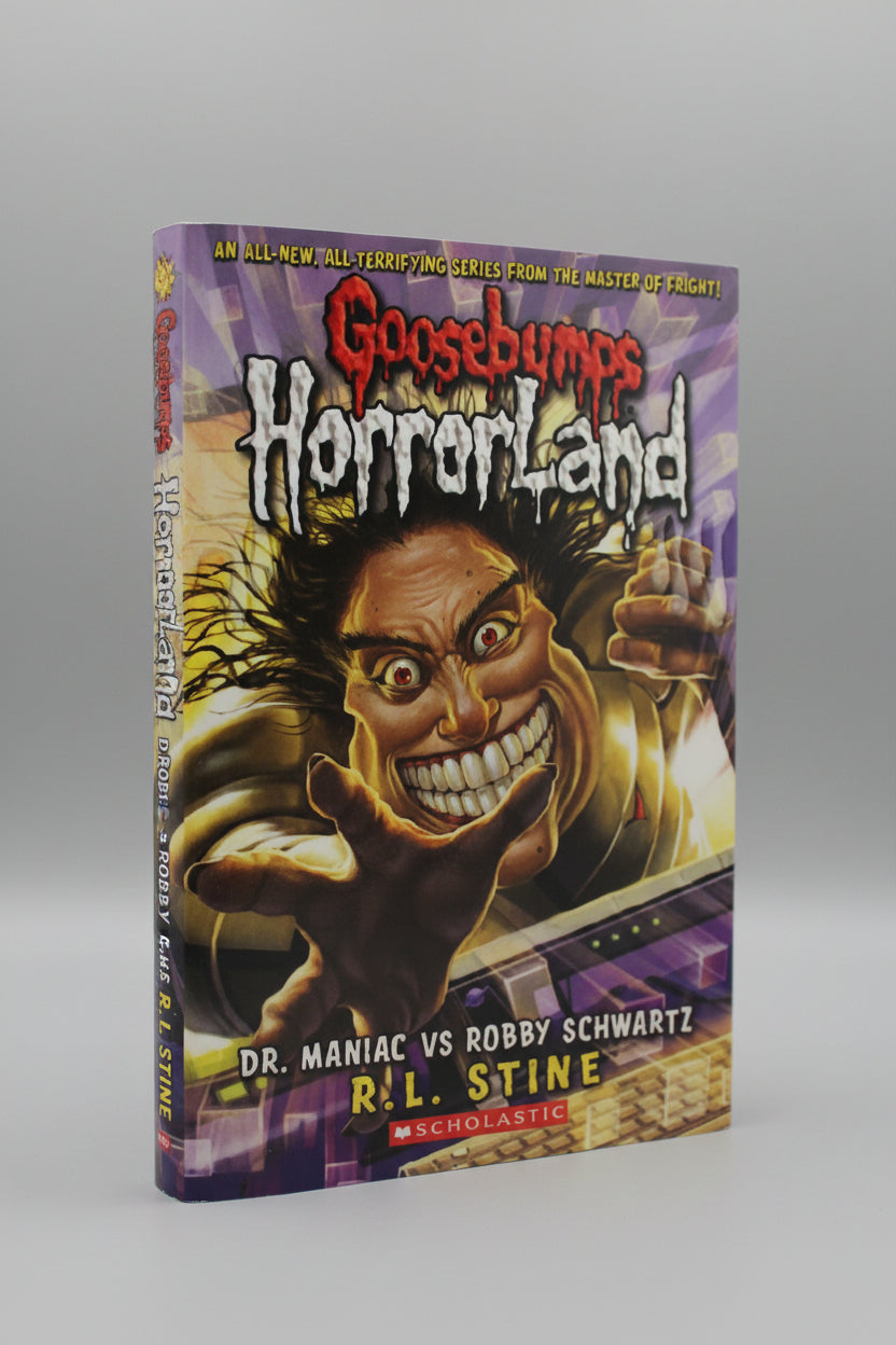 Dr. Maniac vs. Robby Schwartz by R. L. Stine – Goosebumps HorrorLand Paperback Cover | Kitab Markaz