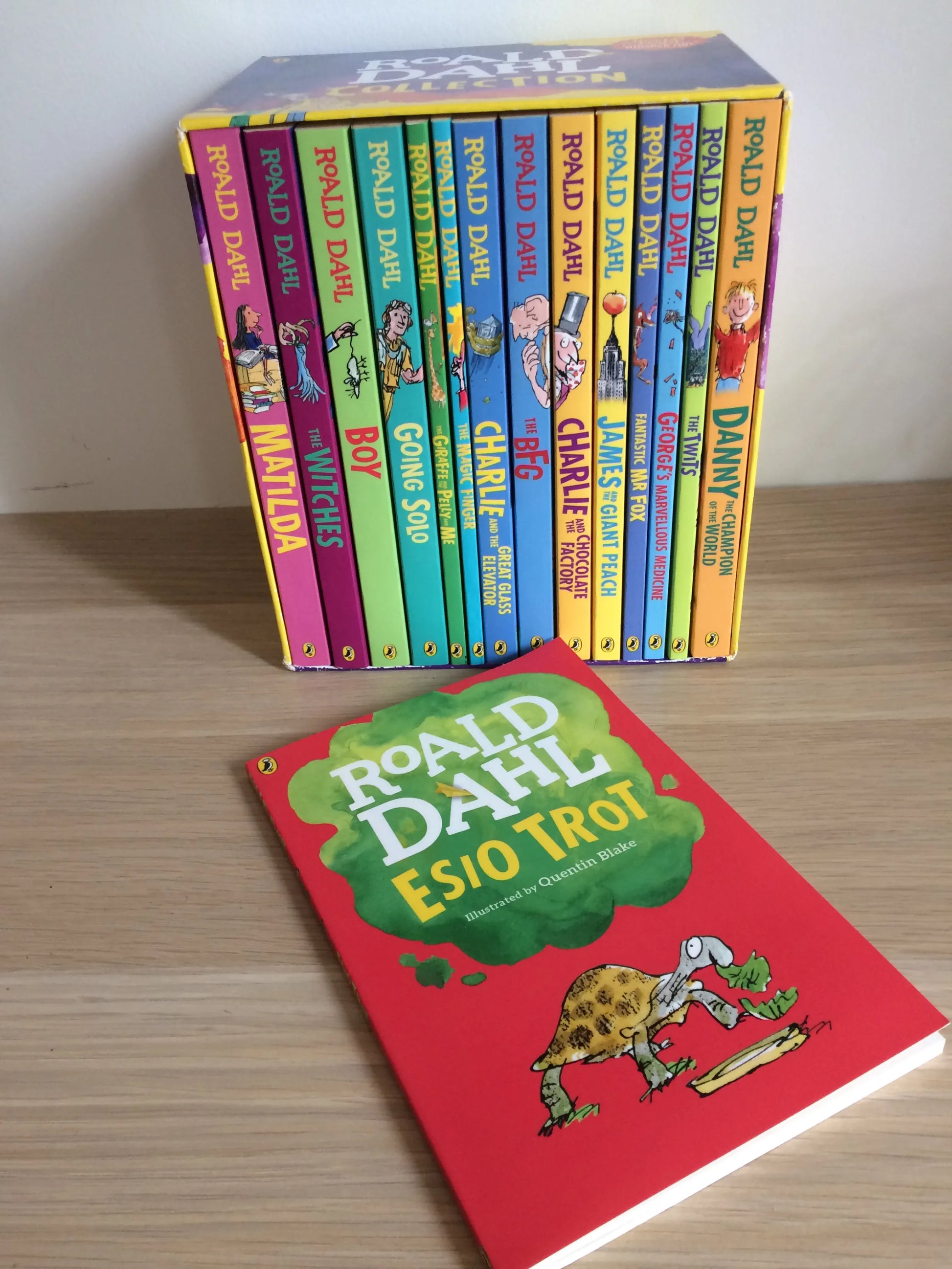 Esio Trot by Roald Dahl – Paperback Cover | Kitab Markaz