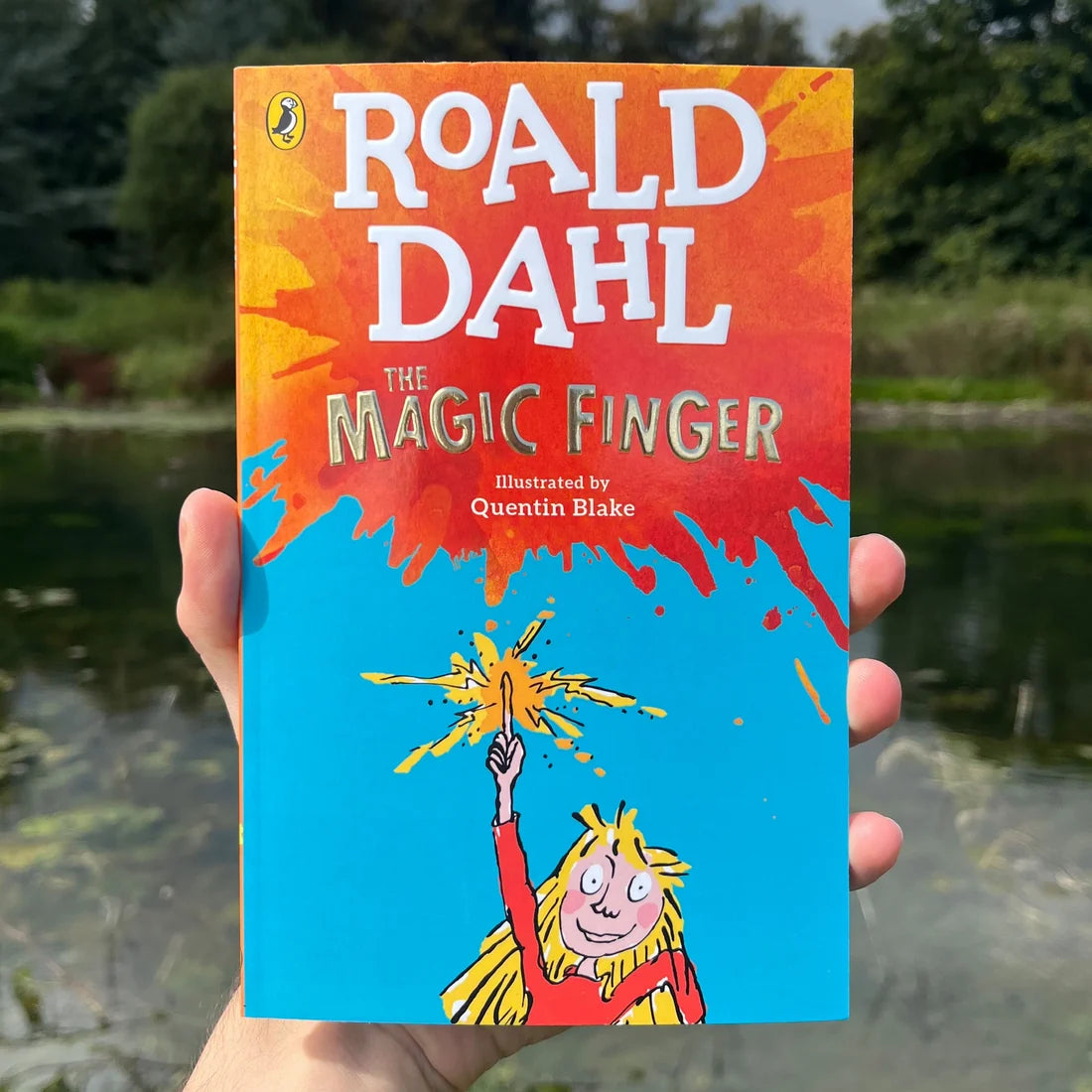 The Magic Finger by Roald Dahl – Paperback Cover | Kitab Markaz